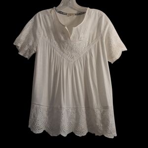 ONE WORLD White Eyelet  Blouse